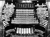 Featured Organ For The Month Of October, 2004 - The 7/449 Midmer-Losh Opus 5500 Pipe Organ at Atlantic City Convention Hall in New Jersey.