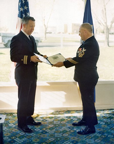 Click here to download a 1436 x 1888 JPG image showing Fred Willis receiving his Honerable Discharge from Cyrus Roton.