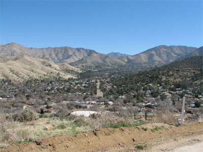 Click here to download a 2592 x 1944 JPG image showing the town of Lake Isabella as viewed form high on the mountain.