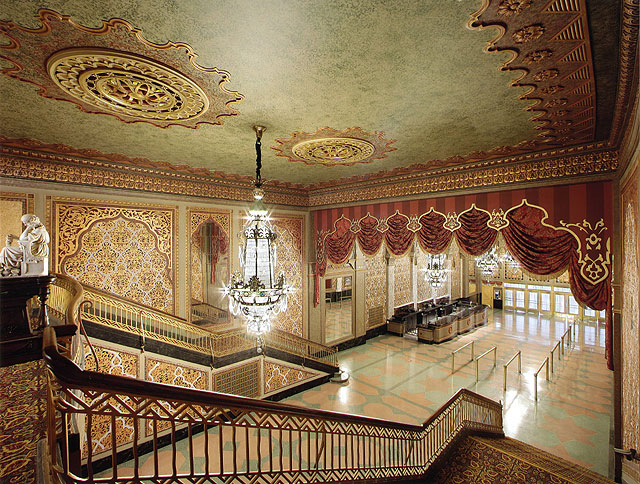 Click here to download a 640 x 383 JPG image showing the lobby viewed from the stairs to the balcony.