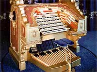 Featured Organ For The Month Of November, 2004 - The Mighty 5/80 WurliTzer Theatre Pipe Organ at the Victoria Palace, Bellview, Illinois.