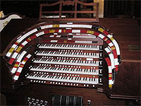 Featured Organ For The Month Of September, 2004 - The 5/52 Allen TO-5Q Digital Theatre Organ, Allen's largest digital instrument.