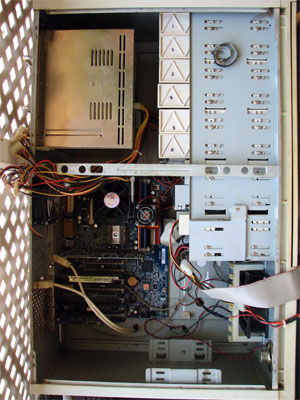Click here to download a 1944 x 2502 JPG image showing the old core of the server prior to removal.