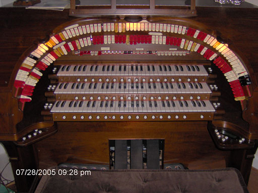 Click here to download a 2048 x 1536 JPG image of the stop sweep of this incredible instrument.