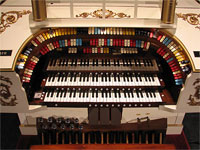 Featured Organ For The Month Of November, 2007 - 3/11 Mighty Kilgen Theatre Pipe Organ, Palace Theatre, Canton, Ohio.