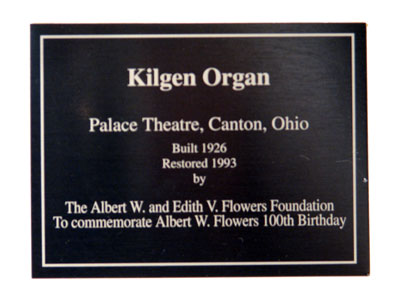 Click here to download a 2592 x 1944 JPG image showing the dedication plaque of the 3/11 Mighty Kilgen Theatre Pipe Organ.