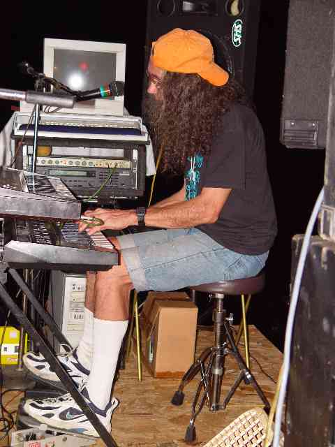 Click here to see more photographs of the Walnut Hill House Organist. This one is of The Bone Doctor playing an early version of his VTPO at a live concert in Six Mile, Tennessee.