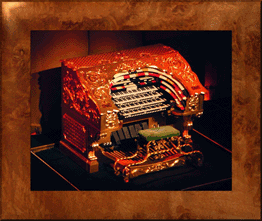Download a 970x820 wallpaper of the Mighty WurliTzer installed at the El Capitan, Hollywood, California.