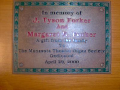 Click here to download a 2032 x 1534 JPG image showing the dedication plaque on the left bolster of the J. Tyson Forker Memorial 4/32 Mighty WurliTzer Theatre Pipe Organ installed at Grace Baptist Church in Sarasota, Florida.