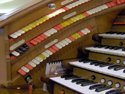 Click here to see more great shots of the J. Tyson Forker Memorial 4/32 Mighty WurliTzer Theatre Pipe Organ installed at Grace Baptist Church in Sarasota, Florida.