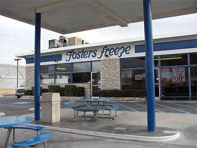 Click here to download a 2592 x 1944 JPG image showing the exterior of Fosters Freeze near Edwards Air Force Base on the way home to Ridgecrest.