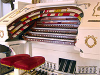 Featured Organ For The Month Of January, 2006 - 3/24 Mighty Kimball installed at Bob Markworth's residence in Omaha, Nebraska.