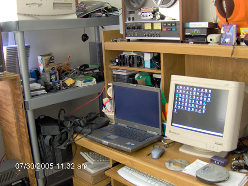 Click here to download a 2048 x 1536 JPG image of Tom's workstation in Walnut Hill's new office.