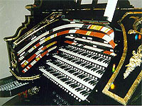 Featured Organ For The Month Of April, 2005 - The 4/80 Mighty WurliTzer installed at Organ Stop Pizza in Mesa, Arizona.