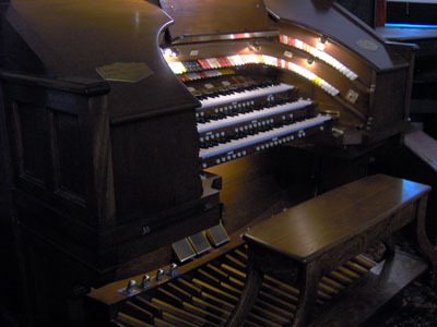 Click here to see the Featured Organ of the Month for Novenber, 2005.