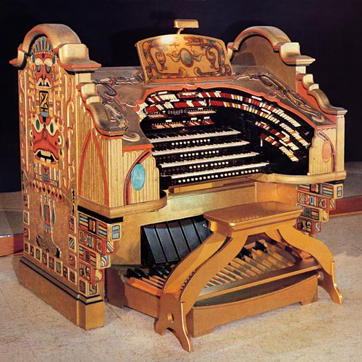 Click here to visit the website of the Detroit Theatre Organ Society, stewards of the renouned Detroit Senate Theatre's Mighty 4/34 WurliTzer Theatre Pipe Organ