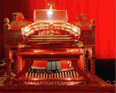 Click here to visit the website of the Tennessee Theatre 3/17 WurliTzer Theatre Pipe Organ, installed at the Tennessee Theatre in Knoxville, Tennessee.